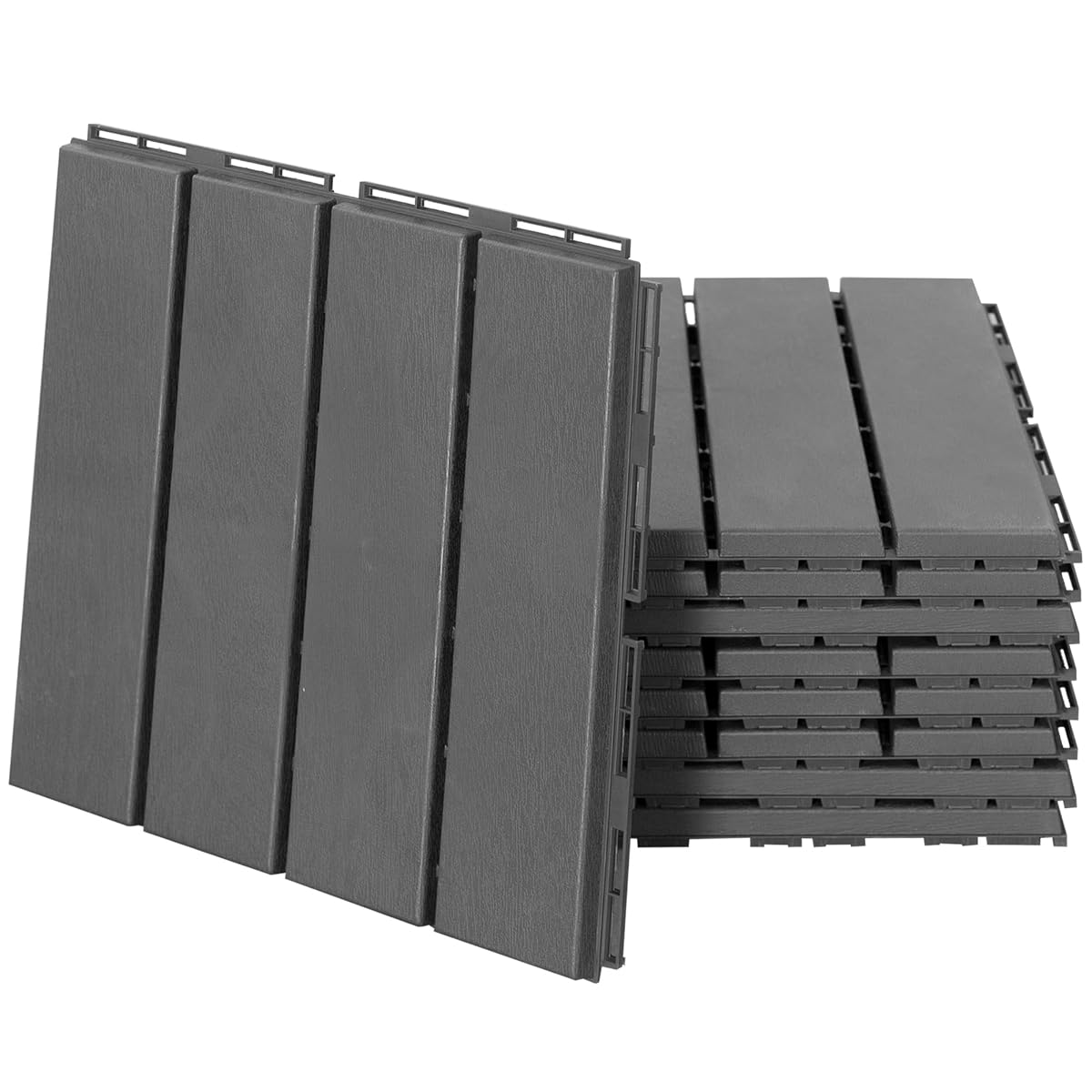Neuf caillebotis gris foncé à petits carreaux, assemblés en carré sur une terrasse en bois.